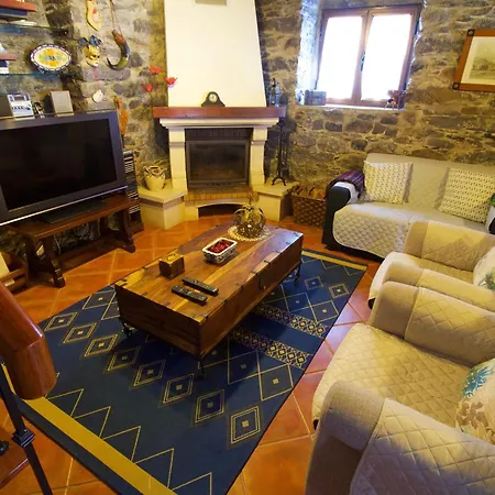 Casa Da Rainha * Calheta