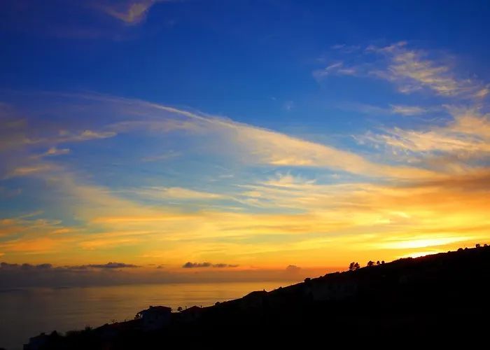 Casa Da Rainha Calheta (Madeira)